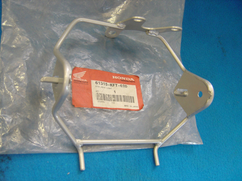 Support Phare Honda CLR125W City Fly 98 - Réf. 61315KFT620