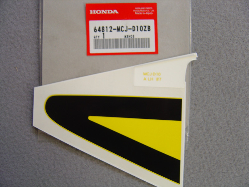 Autocollant Carénage Inférieur Gauche Honda CBR900RR 2003