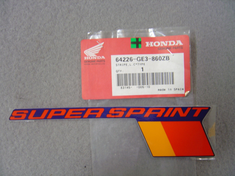 Sticker droit SUPER SPRINT type 2 MBX80 HONDA 64226-GE3-860ZB