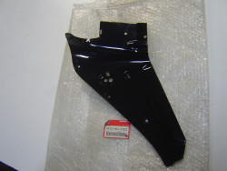 cache intérieur droit de carénage de CBR900RR 94-95 honda 64325-MAE-000ZD