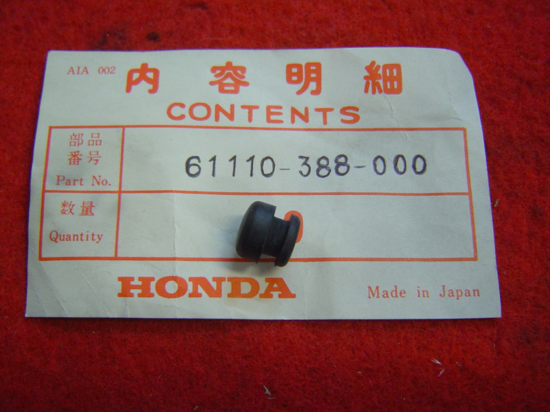 Bouchon Caoutchouc Honda CM125C VT750C TRX250 - Réf. 61110388000