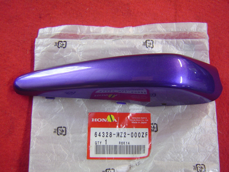 Garniture droite Honda CBR1000F 94 - Réf. 64328MZ2000ZF