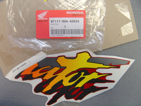 Décor autocollant réservoir gauche Honda NX650 1995 - Réf. 87117MAN600ZA
