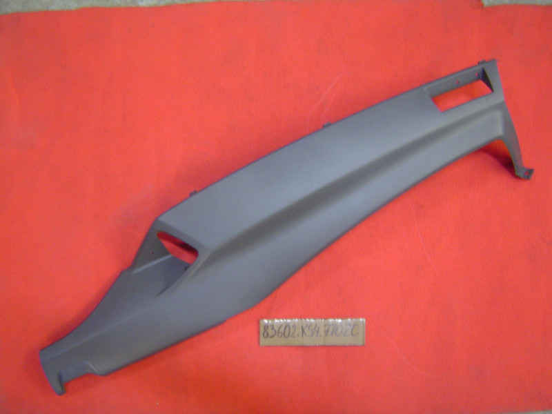 Carénage inférieur AR gauche Honda CN250 Spazio NH204R