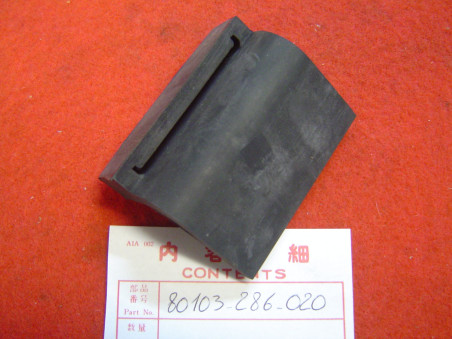 Caoutchouc montage garde-boue AR Honda CB/CL 250-350 | Réf. 80103286020