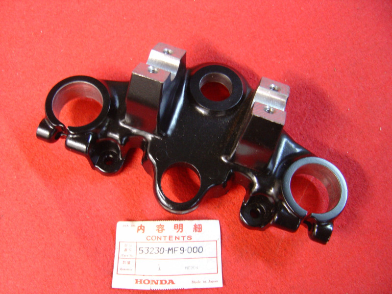 Té de fourche supérieur Honda VT500E 83/85 - Réf. 53230MF9000