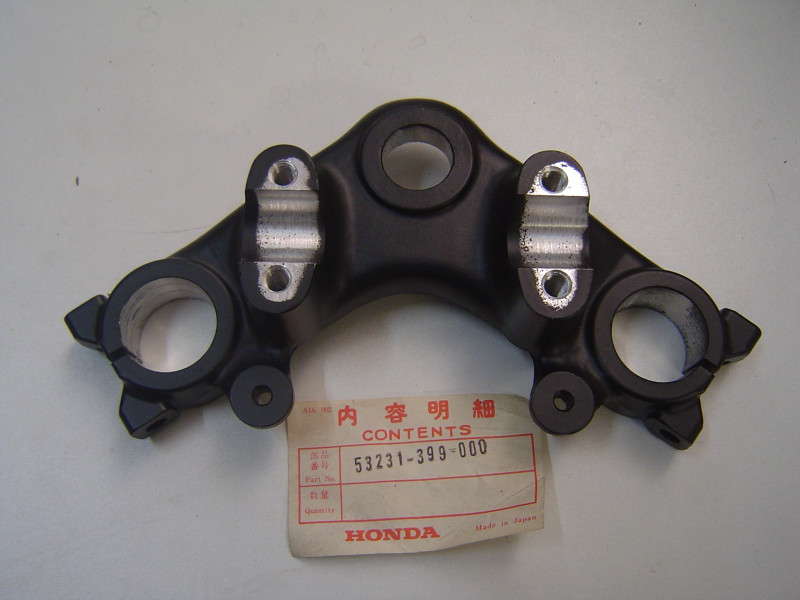 Té supérieur de fourche Honda CB125T – Réf. 53231-399-000