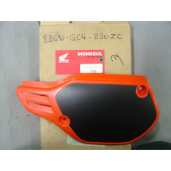 Cache latéral gauche Honda CR80R R119 - 83610GC4830ZC
