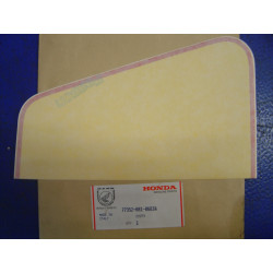 Décor droit dosseret selle Honda NSR125R2H 1987 - 77352KR1860ZA