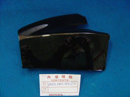Garniture droite garde-boue AV Honda GL1500 NH1Z – 61104MN5000ZJ