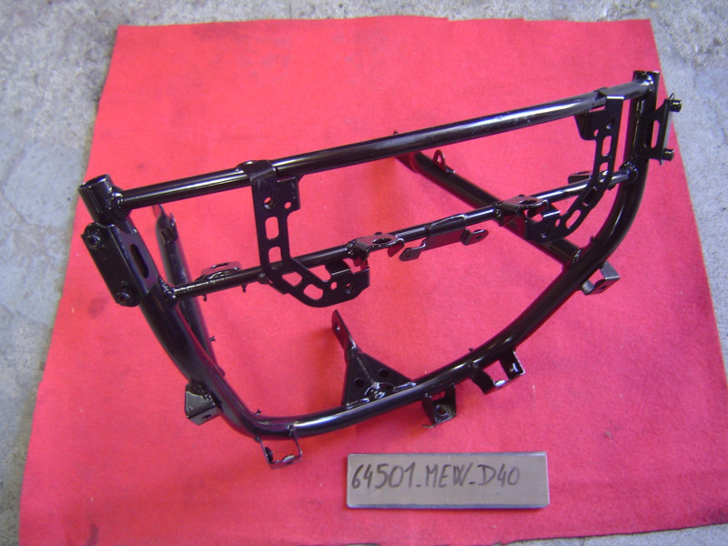 Araignée Carénage Honda NT700V 2010-2016 | Réf. 64501MEWD40