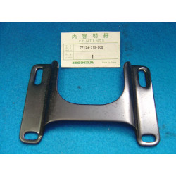 Support de selle Honda C92 CS92 C95 CA160 - Réf. 77124215000