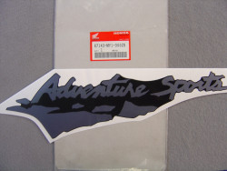 Autocollant réservoir gauche Honda XRV750P 1993 – Réf. 87143MY1300ZB