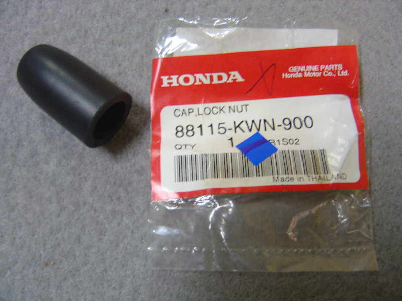 Capuchon Caoutchouc Écrou Honda 88115KWN900