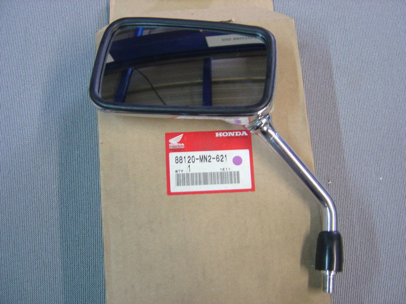 Rétroviseur gauche chromé Honda VF750 V45 MAGNA - 88120-MN2-621