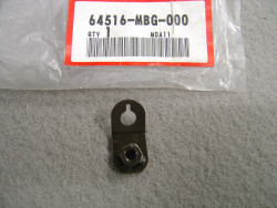 Support dans montage de carénage de VFR800 99-2001 HONDA 64516-MBG-000