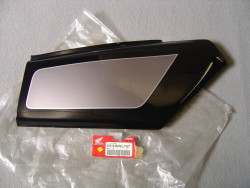 Cache latéral droit Honda GL1500 SEX 1999 - Réf. 83610MAML70ZF