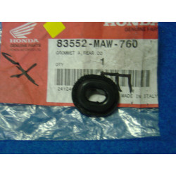 Caoutchouc cache latéral Honda 83552MAW760 CBF600 XLV600
