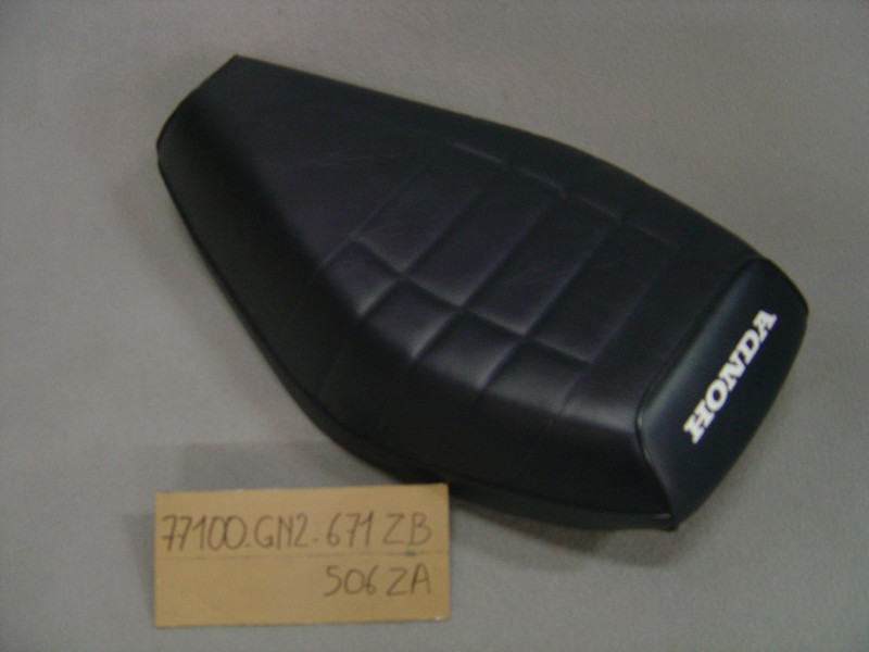 Selle Honda NB50 85-86 - Réf. 77100GN2671ZB
