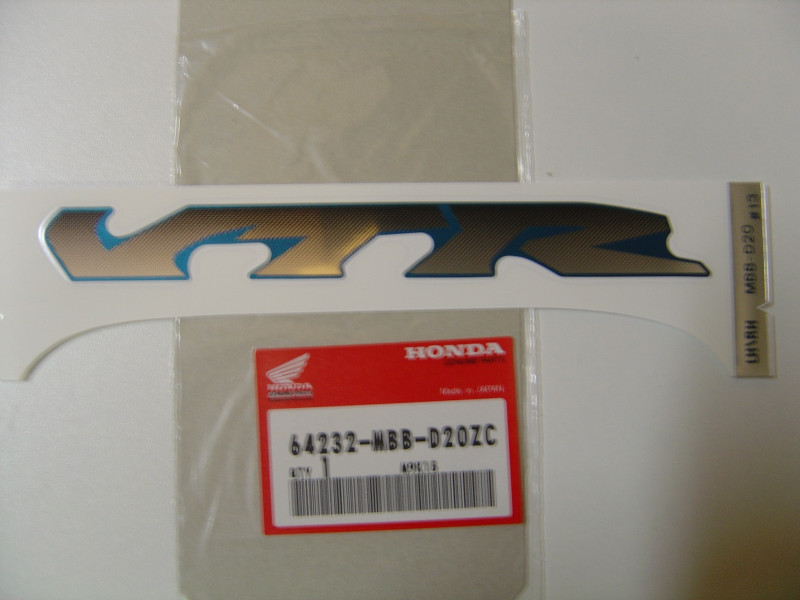 Autocollant tête de fourche droit Honda VTR1000F 2000 - 64232MBBD20ZC