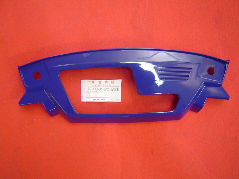 Capotage supérieur compteur Honda NH80 86/87 - Réf. 53205GC8010ZR