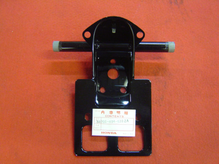 Support Feu Arrière Honda CB750K7 NH1 – Réf. 84701-404-610ZA