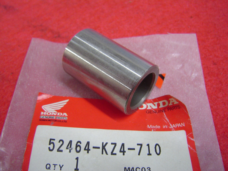 Entretoise biellette amortisseur AR Honda CR125 CR250 | 52464KZ4710