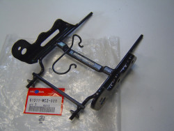 Support phare instruments Honda CB900F 61311-MCZ-000