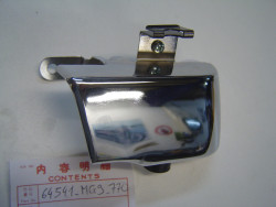 Enjoliveur chromé gauche vers appui inferieur de tète de fourche de GL1200 plu