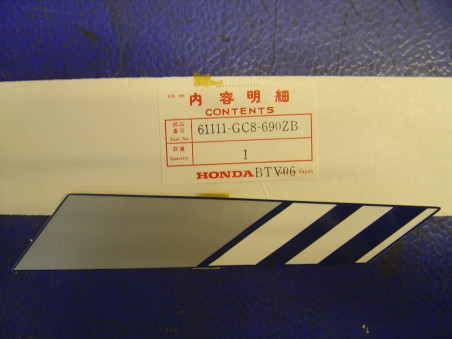 Décor gauche type 2 Honda NH80MD 86-93 | 61111GC8690ZB