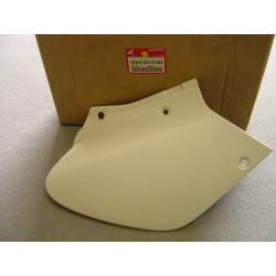 Cache latéral droit Honda XR400R 96/05 – Réf. 83510KCY670ZA
