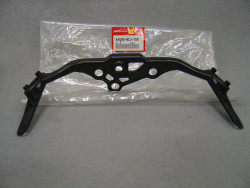 Araignée de carénage B de CBR900RR 2002 valeur Honda 159.63€