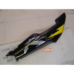 Cache latéral droit Honda NSR125 1997 - Référence 83510KBSW00ZB