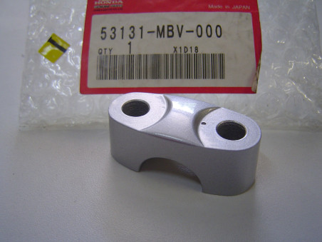Pontet supérieur guidon Honda XL125V 2001-2003 | 53131MBV000