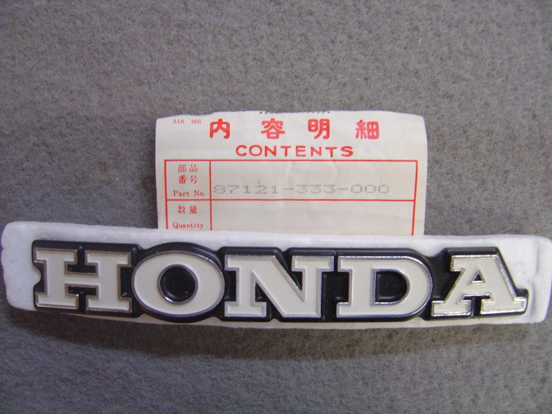 Logo réservoir droit Honda CB350 Four – Réf. 87121333000