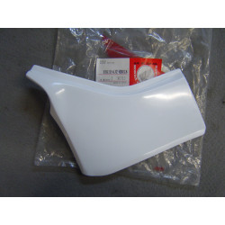 Cache latéral droit Honda TL125 1988 – Réf. 83610-KJ2-000ZA