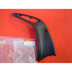 Cache latéral droit face avant Honda PES125 NH1 - 81151KTZD00ZD