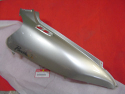 Cache latéral AR droit de FES125 98/00 code couleur Type1 NH295