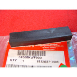 Mousse (A) Pare-Brise Honda CBF125 09/13 - Réf 64500KWF900
