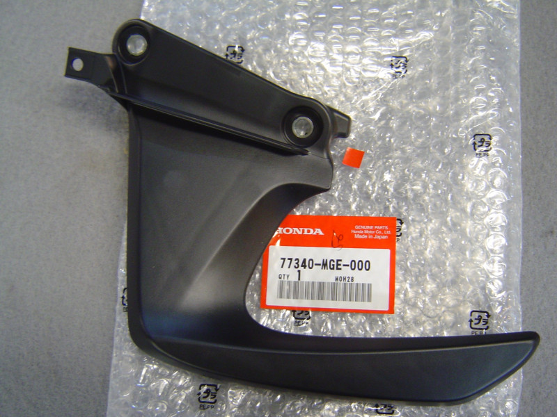 Poignée arrière gauche Honda VFR1200 2010/13 - Réf. 77340MGE000
