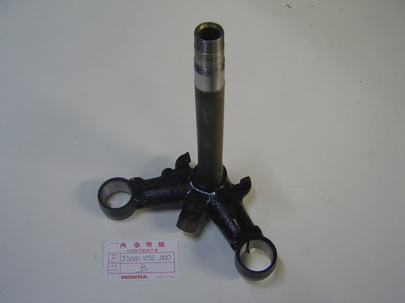 Té de fourche inférieur 35mm Honda CB450/K1 | Réf. 53200292000B