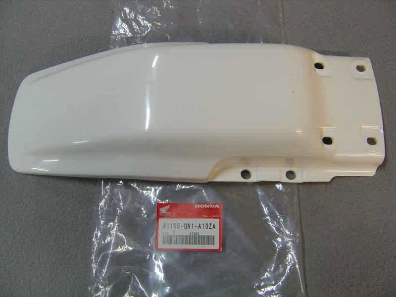 Garde boue arrière NH138 Honda XR100R XR80R - Réf. 80100GN1A10ZA
