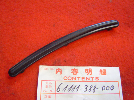 Protection caoutchouc garde boue avant Honda CJ360T – Réf. 61111388000