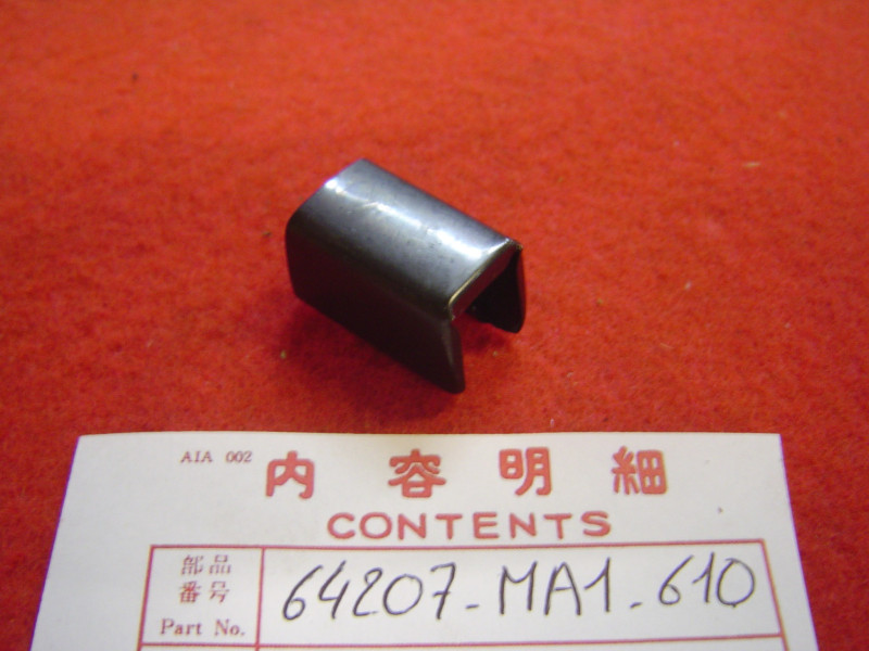 Clips moulure carénage Honda GL650 – Réf. 64207MA1610