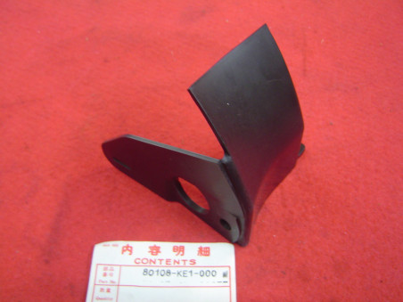 Bavette bras oscillant Honda MTX125 MTX200 – Réf. 80108KE1000