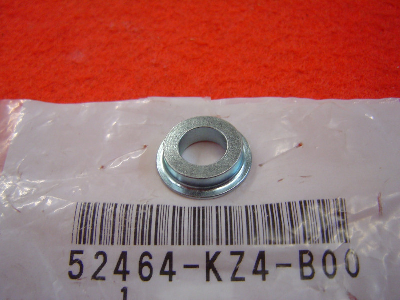 Entretoise biellette amortisseur Honda CR125 - 52464KZ4B00
