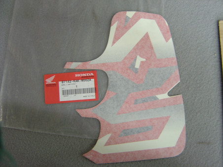 Décor Autocollant Gauche Honda CRM125 RV 97 – Réf. 87142KAKW00ZA