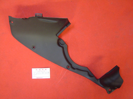 Écope intérieure droite radiateur Honda XL1000V – NH1 | Réf. 64270MBTD20ZB