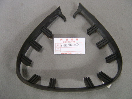 Joint Pare-Brise Carénage Honda GL1500 90-93 | Réf. 64111MT8000