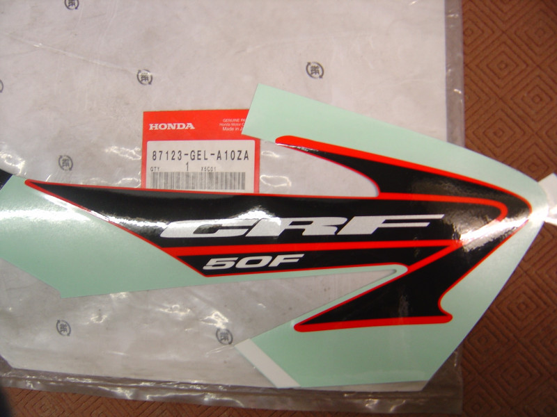 Décor Côté Droit Type1 Honda CRF50F 04-05 | 87123GELA10ZA